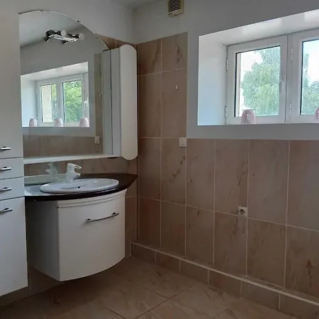 Sleeps10-privatepool-gamesroom-gatedgardens Сasa de vacaciones Paizay-le-Chapt