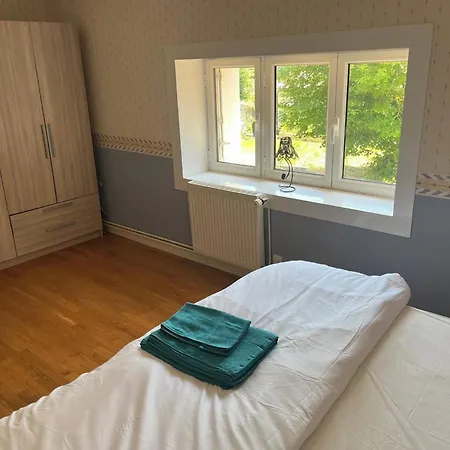 Сasa de vacaciones Sleeps10-privatepool-gamesroom-gatedgardens