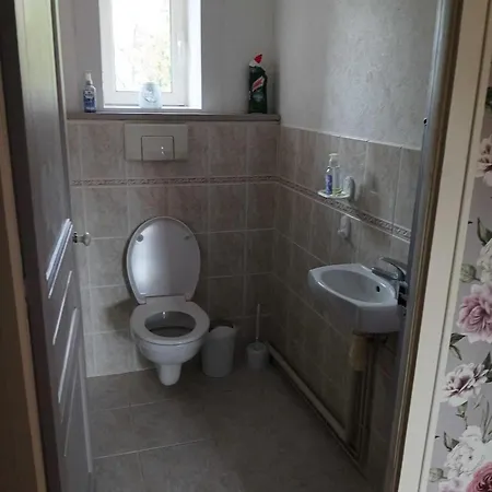 Sleeps10-privatepool-gamesroom-gatedgardens * Paizay-le-Chapt